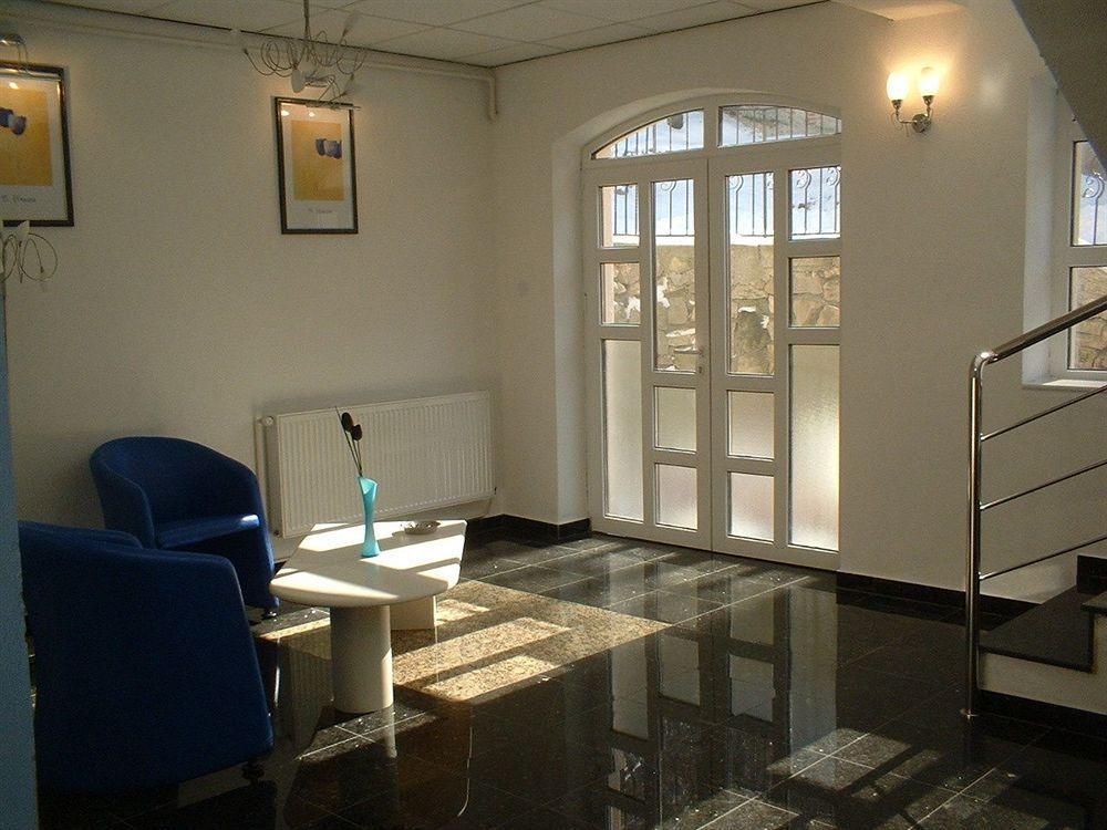 Guesthouse Stefi Rîşnov Esterno foto